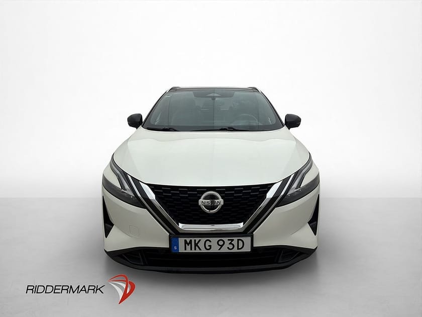 Bild 2 av Nissan Qashqai 158hk Tekna Panorama HUD 360° Massage Drag