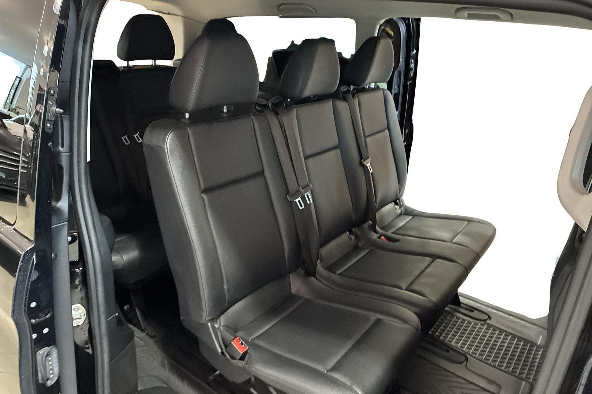 Mercedes-Benz Vito Tourer 116 CDI 3.2t 2025, bild 7/10