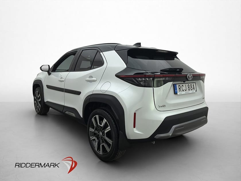 Bild 5 av Toyota Yaris Cross Hybrid 130 e-CVT Navi Kamera Halvskinn