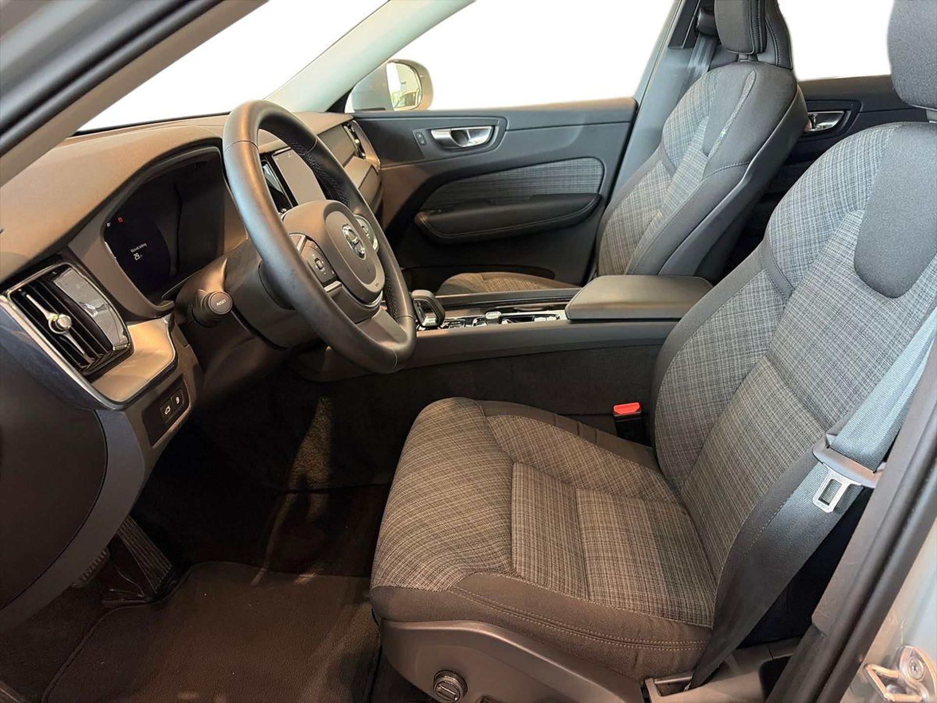 Volvo XC60 2025, kuva 7/10