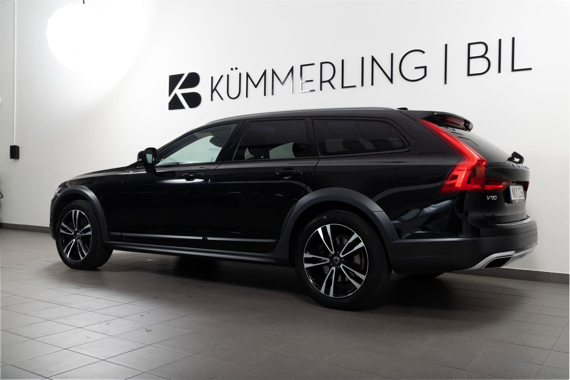 Volvo V90 Cross Country D5 AWD 2018, bild 5/10