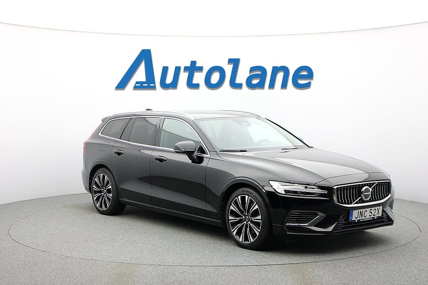 Bild 1 av Volvo V60 Recharge T6 AWD Core Edition Sommarkampanj 4,99% 399hk