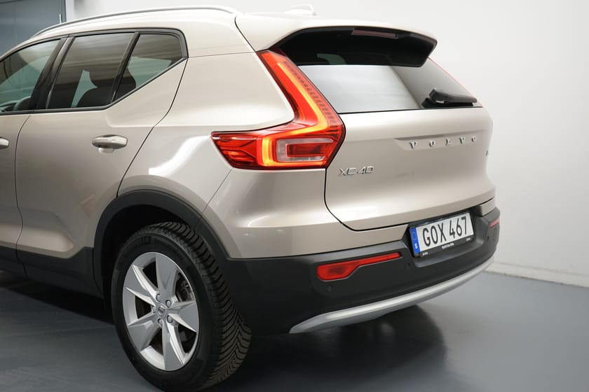 Bild 3 av Volvo XC40 B4 FWD Bensin Core SE II, Navigation, Baklucka elmanövrerad