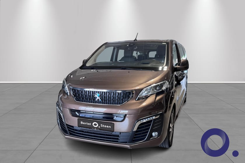 Bilde 2 av Peugeot e-Traveller 75 Allure / 7-SETER / SKINN / RYGGEKAMERA / GLASSTAK /