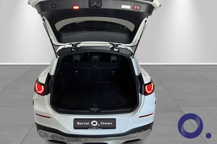 Bilde 5 av Mercedes-Benz GLC EQ 400 4MATIC PREMIUM,Panoramatak med MAGIC SKY CONTROL,GODT UTSTYRT