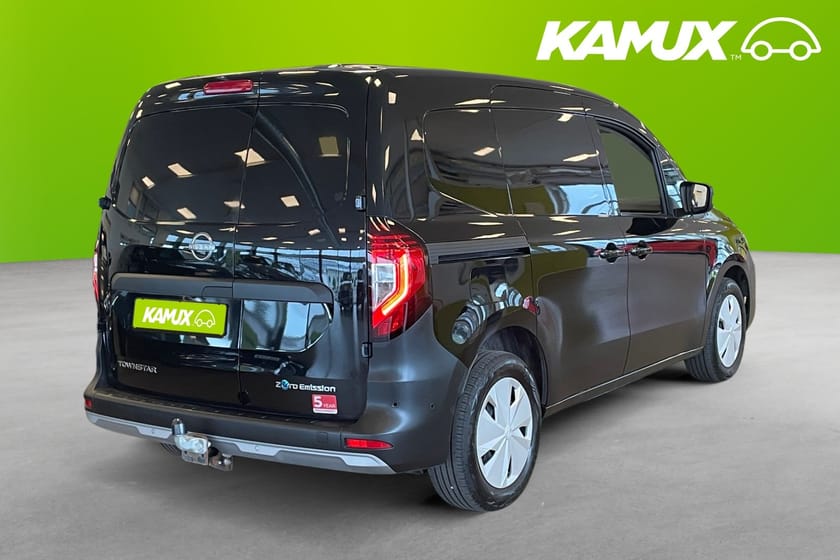Bild 4 av Nissan Townstar EV 2.2t 122 HK 360-kam Skinn Döda-vinkel Drag
