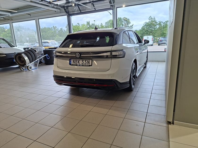 Bild 4 av Volkswagen ID.7 Pro S Tourer 86 KWH BATTERI 210 KW
