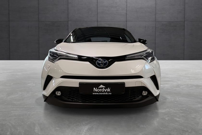 Bilde 2 av Toyota C-HR Hybrid Lounge Tech / Ryggekamera / Rentekampanje 1,95%