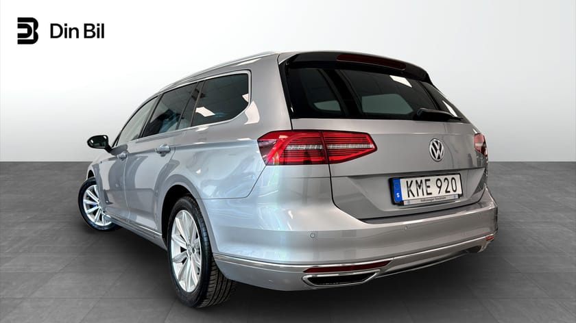 Bild 3 av Volkswagen Passat Variant GTE DSG Executive/Cockpit/Drag/Värmare