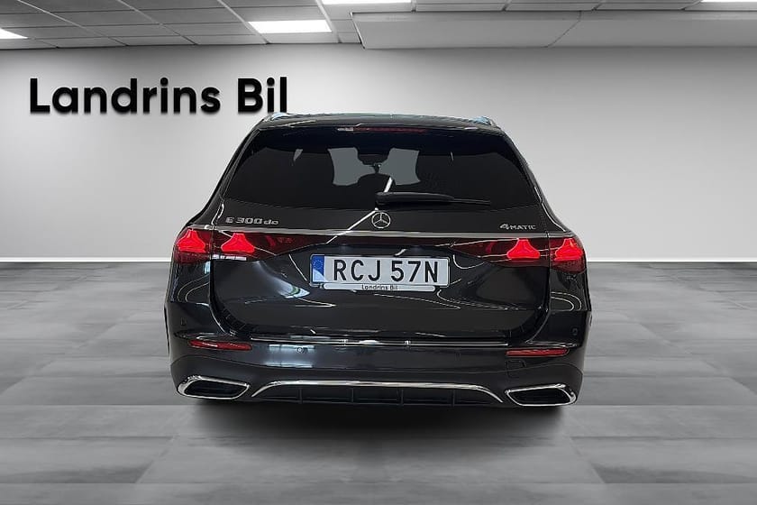 Bild 5 av Mercedes-Benz E 300 de 4MATIC T 4MATIC,Line Advanced Plus,Drag,Superscreen,MOMS
