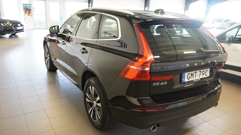 Bild 5 av Volvo XC60 B4 AWD AUTO/MOMENTUM ADVANCED/B-KAMERA/RATTVÄRMARE