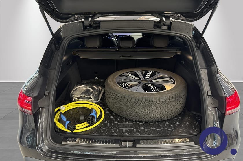 Bilde 5 av Mercedes-Benz EQC 400 4MATIC AMG Line 2023 –|10 000 km|Soltak|HUD|360°|