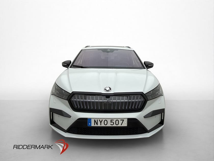Bild 3 av Škoda Enyaq iV 80x Skoda Crystal Värmare Pano Canton Kamera HuD Navi