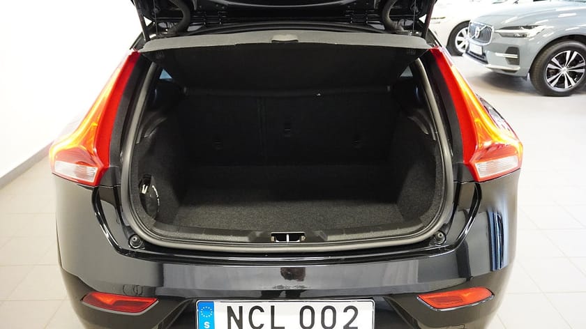 Bild 5 av Volvo V40 T2 KINETIC/EURO/BLUETOOTH/USB/NYSERVAD