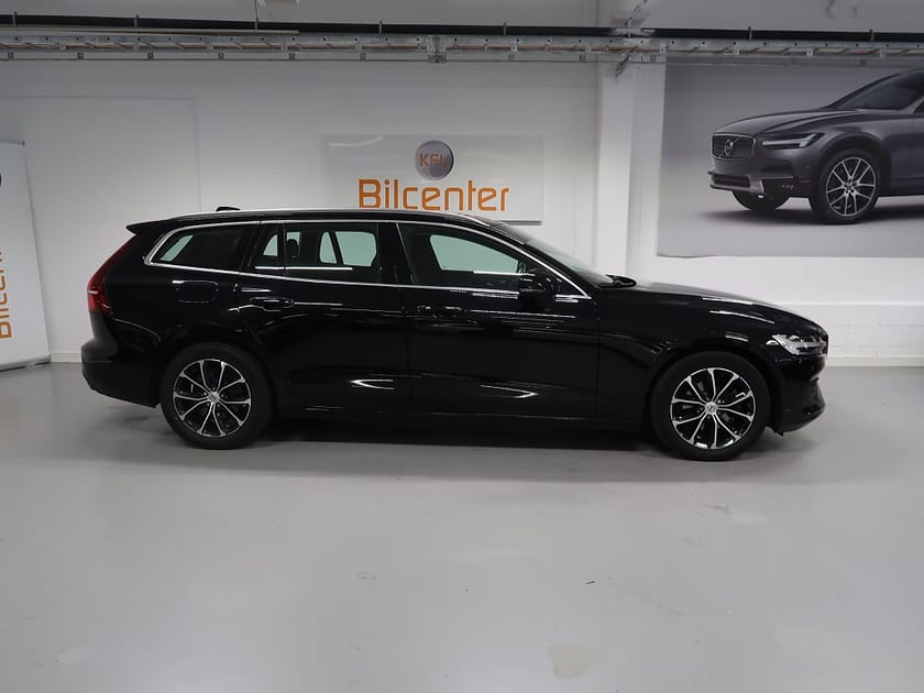 Bild 4 av Volvo V60 B4 V-Däck ingår Skinn-Drag-Kamera-Navi-Värmare-VoC-CarP
