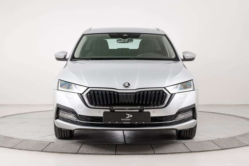Bilde 3 av Škoda Octavia Stasjonsvogn Style 150HK 4X4 DSG | Krok/ACC/Webasto/Kamera