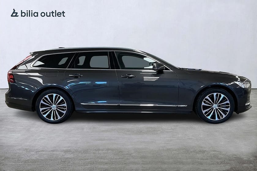 Bild 5 av Volvo V90 Recharge T6 AWD Core Edition Nyservad 360°kam Drag Navi