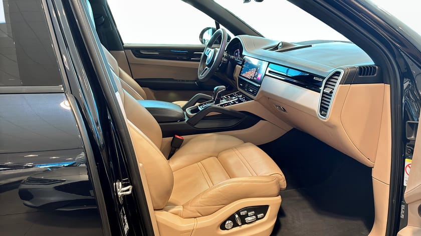 Bild 3 av Porsche Cayenne E-Hybrid