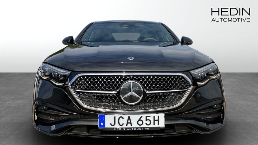 Bild 2 av Mercedes-Benz E 300 e SEDAN // AMG //NIGHT // PANORMA