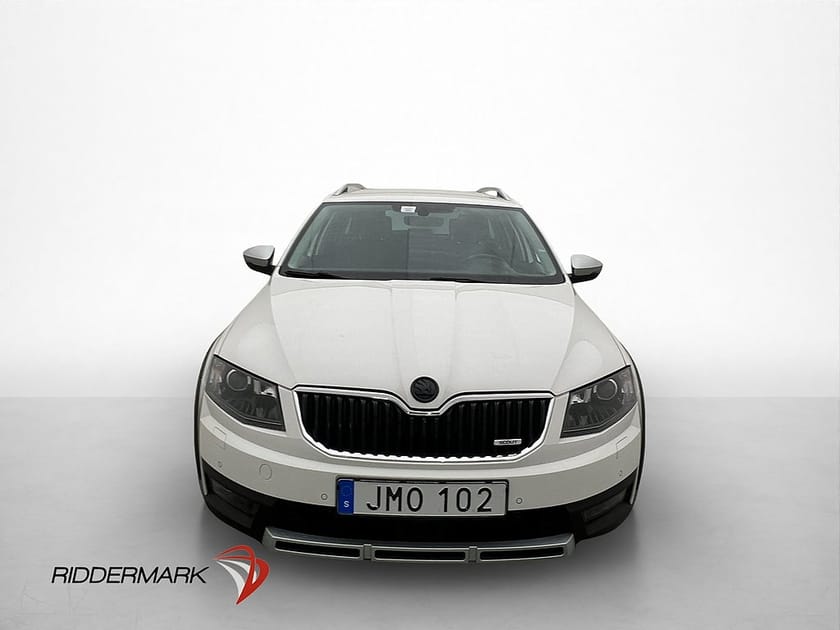 Bild 2 av Škoda Octavia Scout Skoda 184hk 4x4 Premium Värmare Kamera Drag