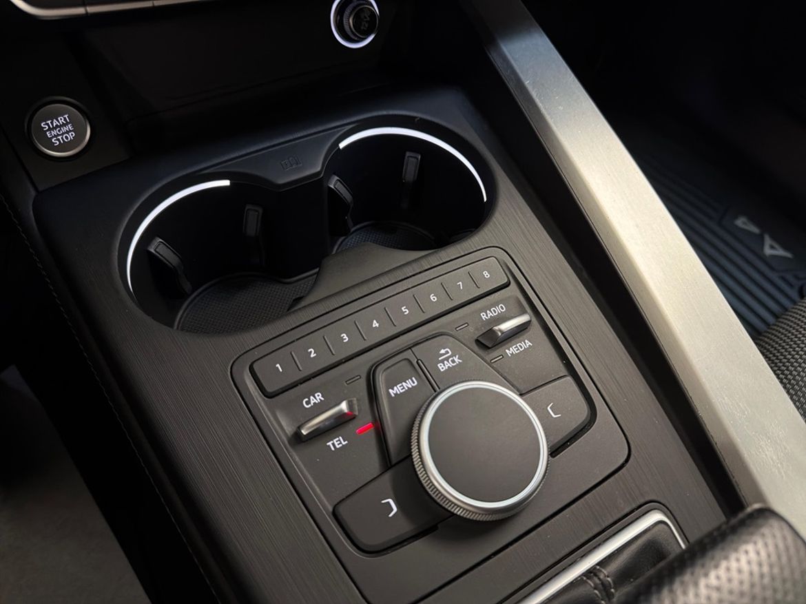 Audi Audi A4 Sedan — bild 14