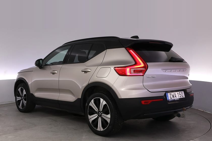 Bild 4 av Volvo XC40 Recharge Core Drag Kamera Navi Carplay