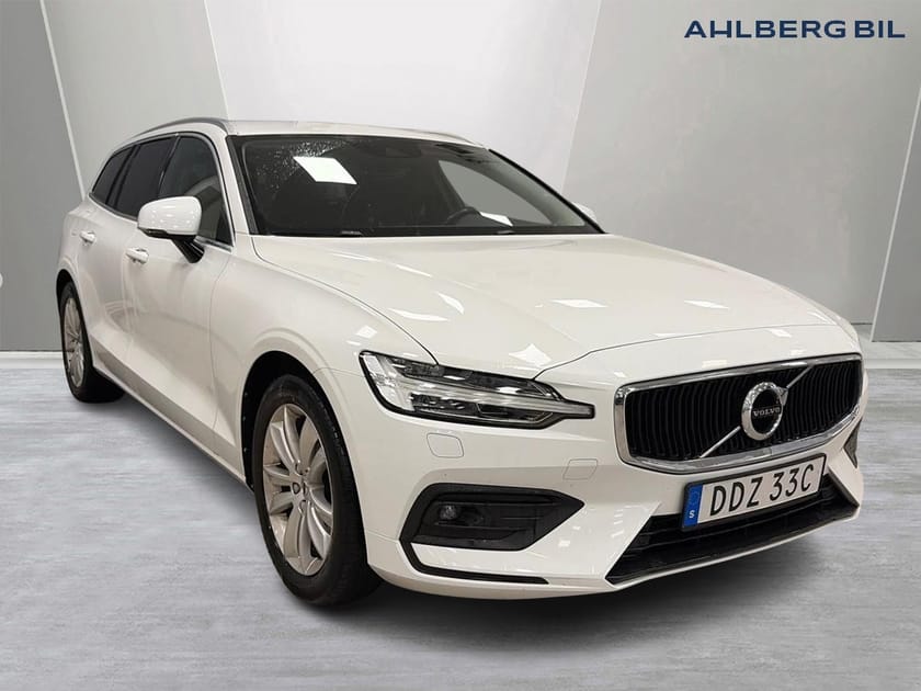 Bild 1 av Volvo V60 B4 Bensin Momentum Advanced Edition, HarmanKardon, Parkeringskamera bak, Navi, Intellisafe Assist, BLIS