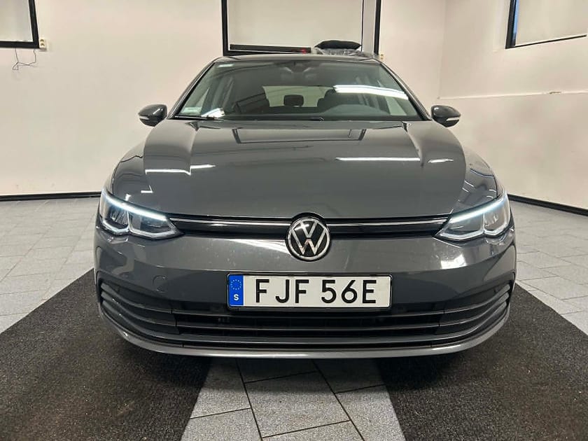 Bild 5 av Volkswagen Golf 2.0 TDI 115 hk DPF SCR Base Euro 6 Värmare NAVI Kamera