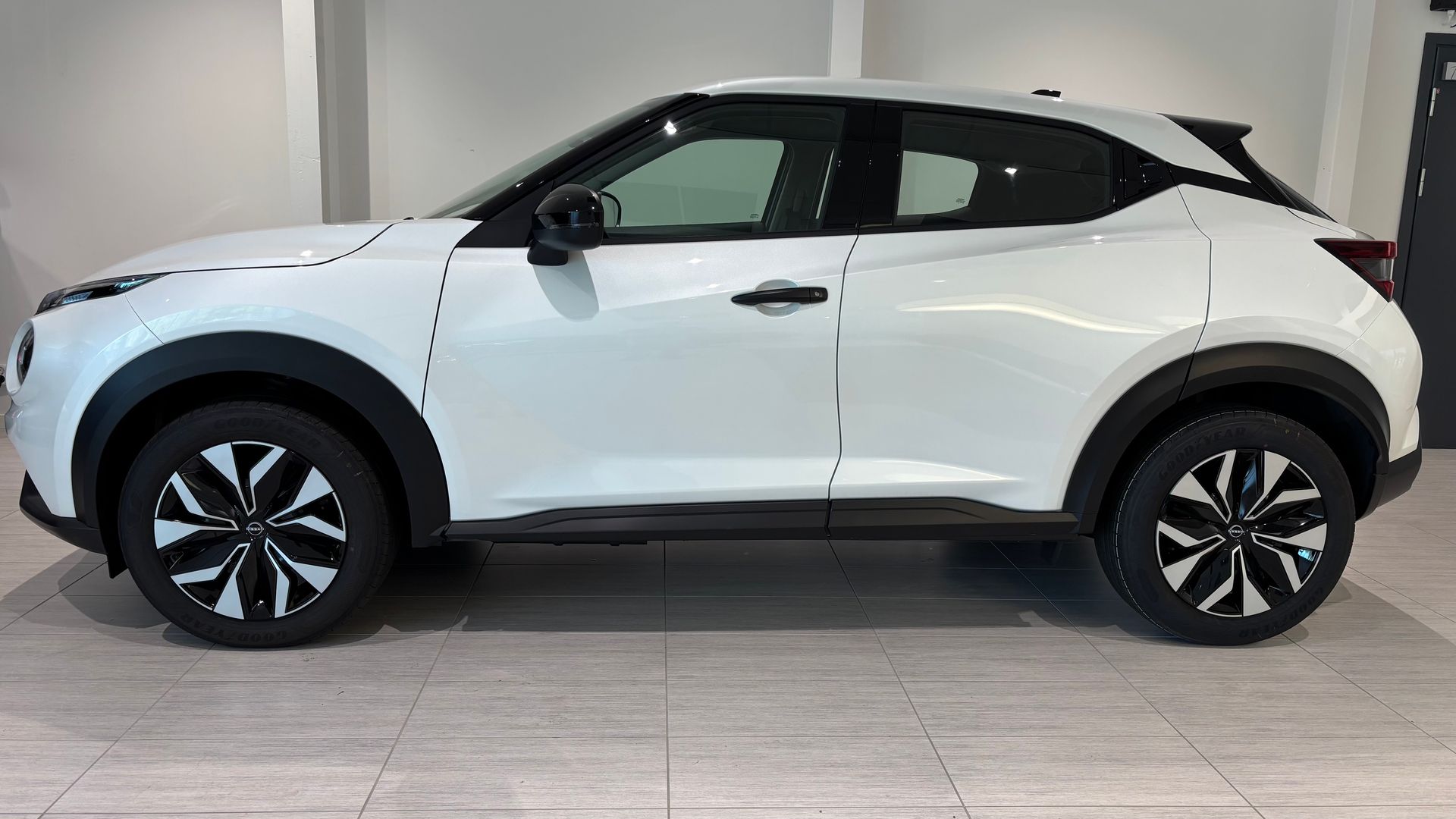 Nissan Juke 1.0 DIG-T 2026, bild 3/24
