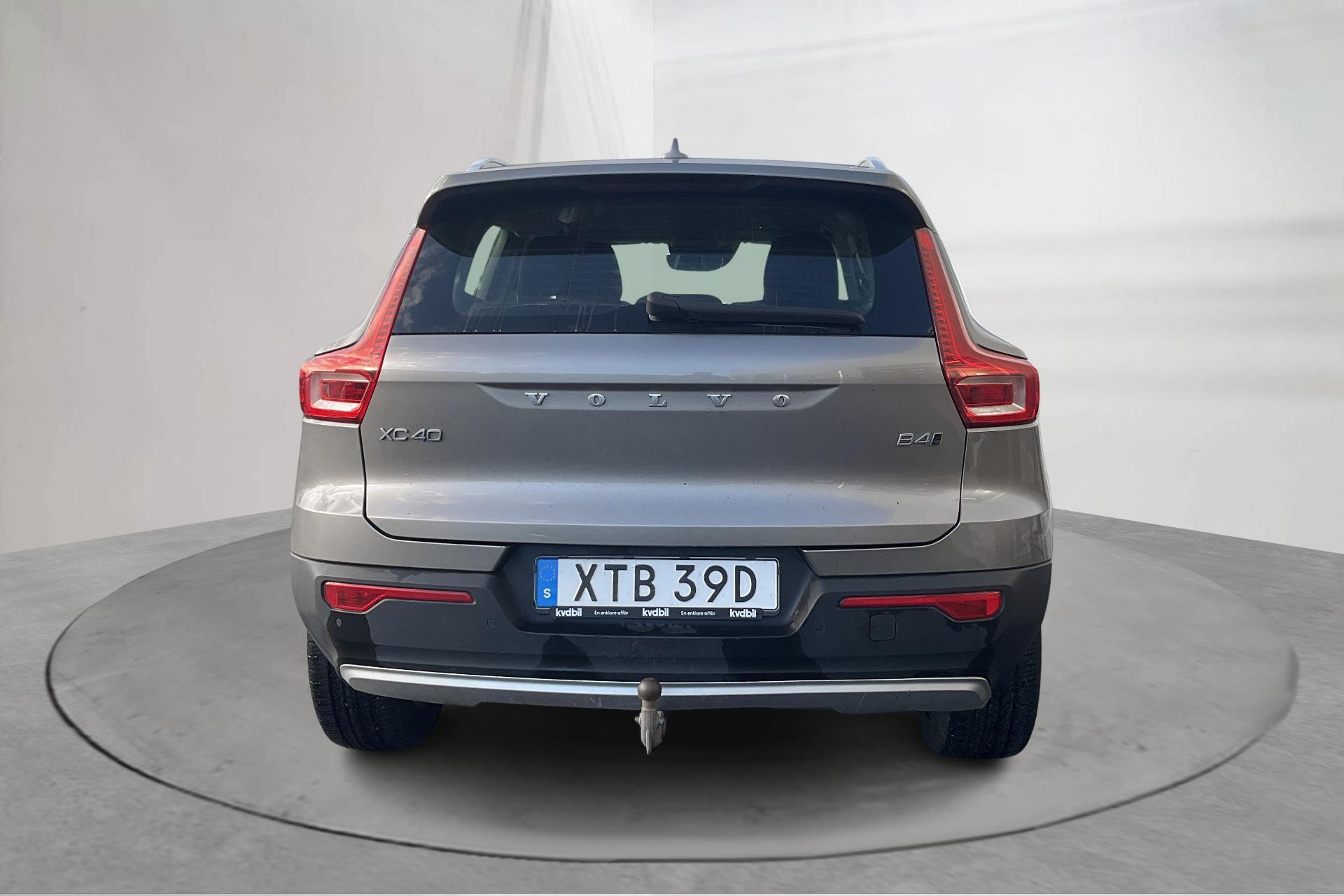 Volvo XC40 B4 2022, kuva 6/10