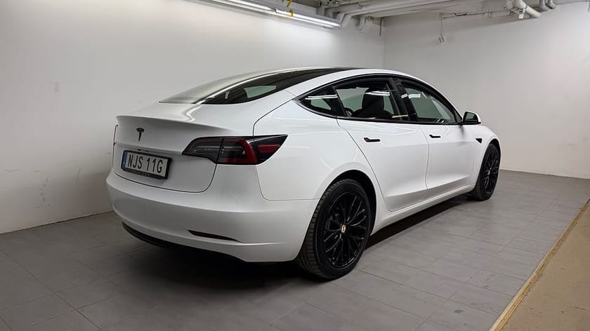Bild 3 av Tesla Model 3 Standard Range Plus 
