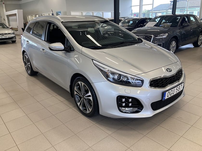 Bild 1 av Kia cee'd_sw SW GT-Line Backkamera Nav