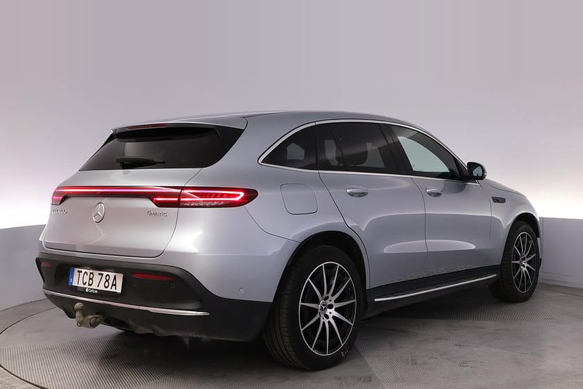 Bild 5 av Mercedes-Benz EQC 400 4MATIC 4M AMG Pano Burmester BSM 360 Drag HUD