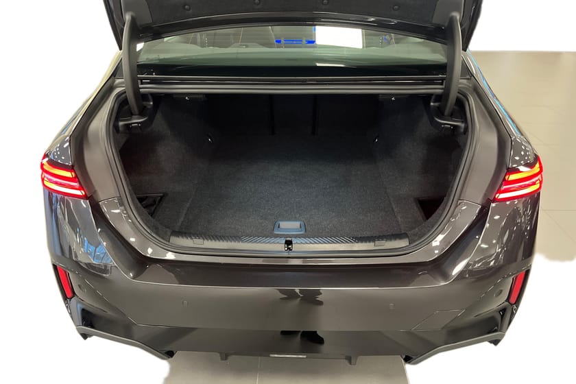 Bild 4 av BMW i5 xDrive40 Sedan