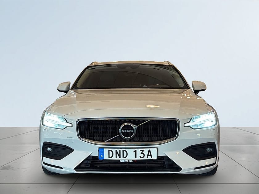 Bild 2 av Volvo V60 D3 AWD Geartronic Momentum Advanced SoV/Drag/M&D-värm