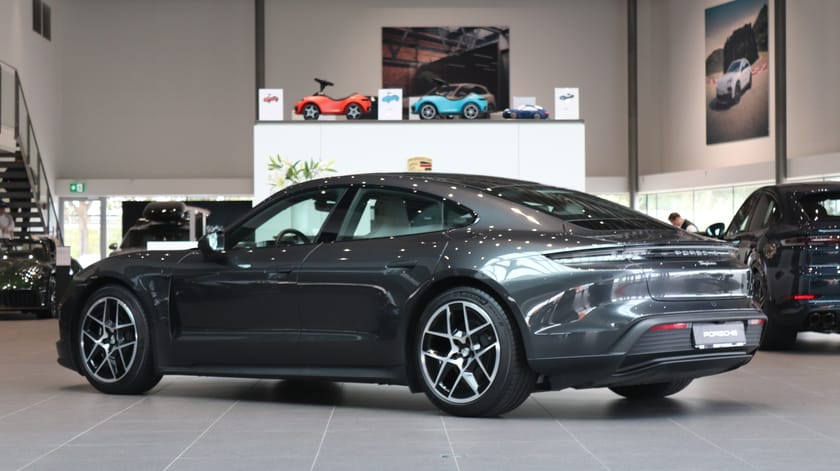 Bild 2 av Porsche Taycan