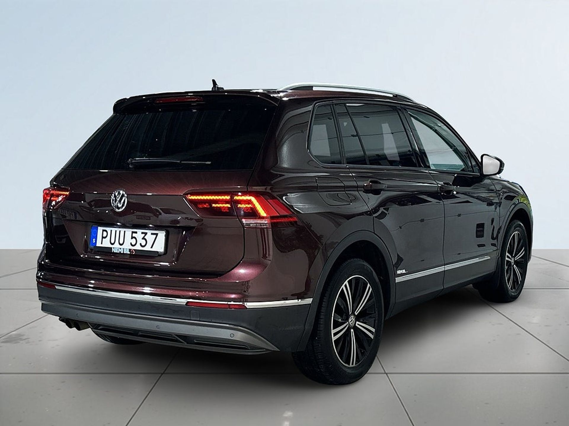 Volkswagen Tiguan 2018, bild 6/10