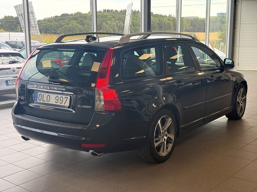 Bild 3 av Volvo V50 D3 2.0 Automat Geartronic Momentum 150hk