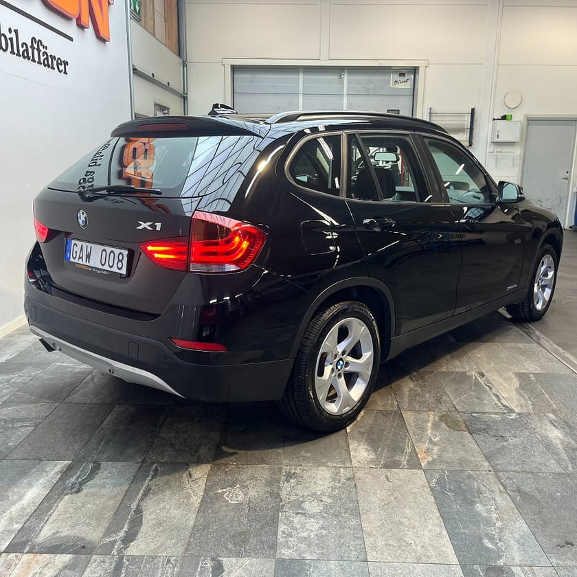 Bild 4 av BMW X1 xDrive20d Steptronic Navi Drag Skinnklädsel 184hl
