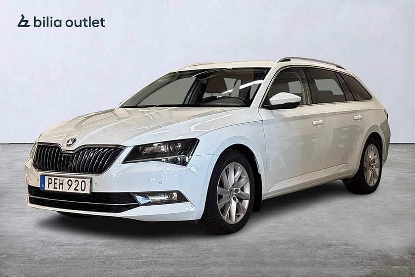 Bild 1 av Škoda Superb Kombi Skoda 2.0 TDI 4x4 DSG Style 190hk CANTON Carplay PDC