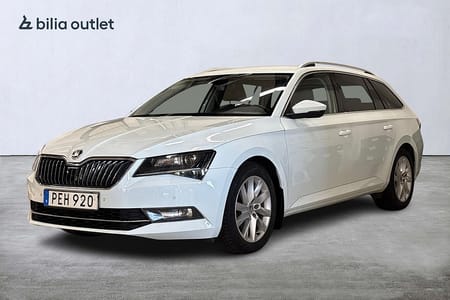 Škoda Superb Kombi Skoda 2.0 TDI 4x4 DSG Style 190hk CANTON Carplay PDC