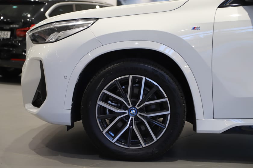 Bild 4 av BMW iX1 xDrive30