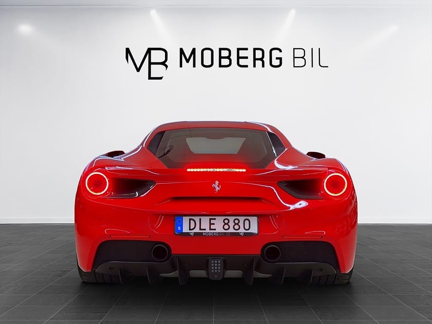Bild 5 av Ferrari 488 GTB V8 670hk Skalstolar Kolfiber