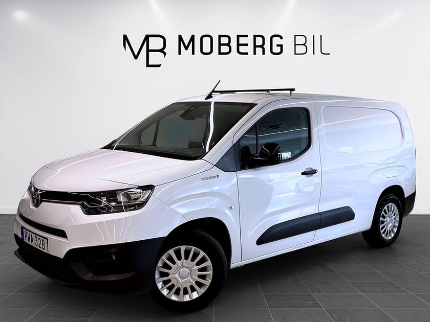 Bild 1 av Toyota ProAce City Electric 50 kWh 136hk Helg på Moberg! V-inrett Drag Navi
