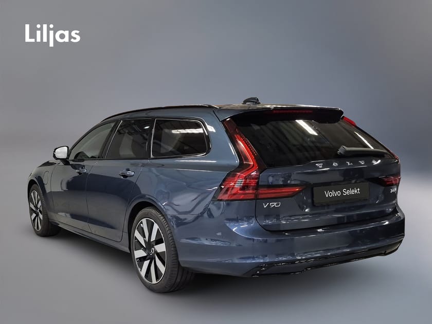Bild 4 av Volvo V90 T6 AWD Plus Dark Nordic Edition//360-kamera//Drag//