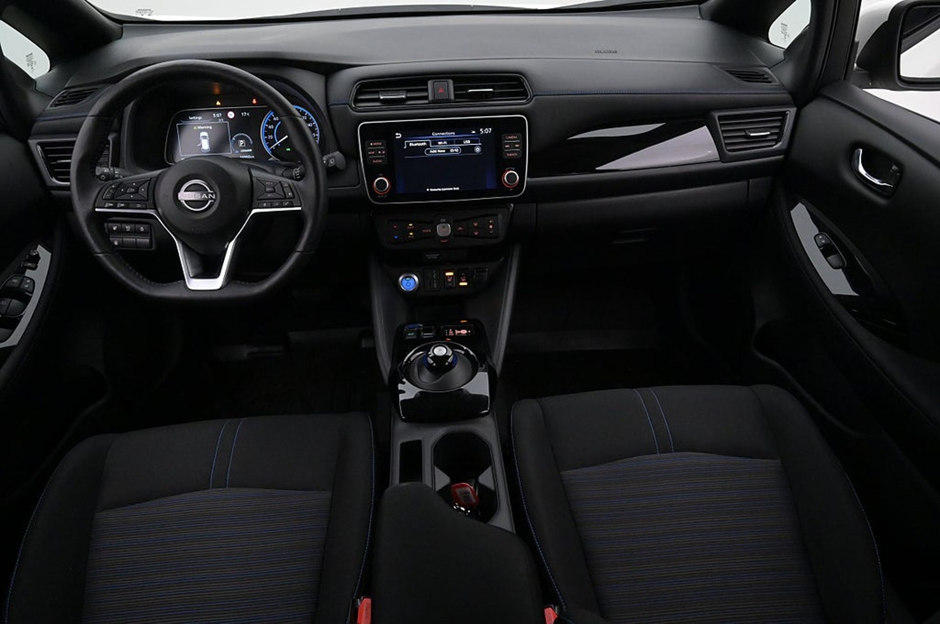 Nissan Leaf 2023, kuva 6/10
