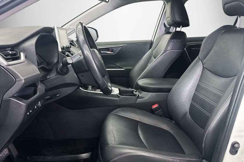 Bild 4 av Toyota RAV4 Hybrid AWD-i EXECUTIVE/ DRAG/ NYSERVAD