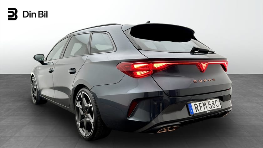 Bild 3 av CUPRA Leon Sportstourer VZ e-Hybrid 1.5 272 HK / Drag