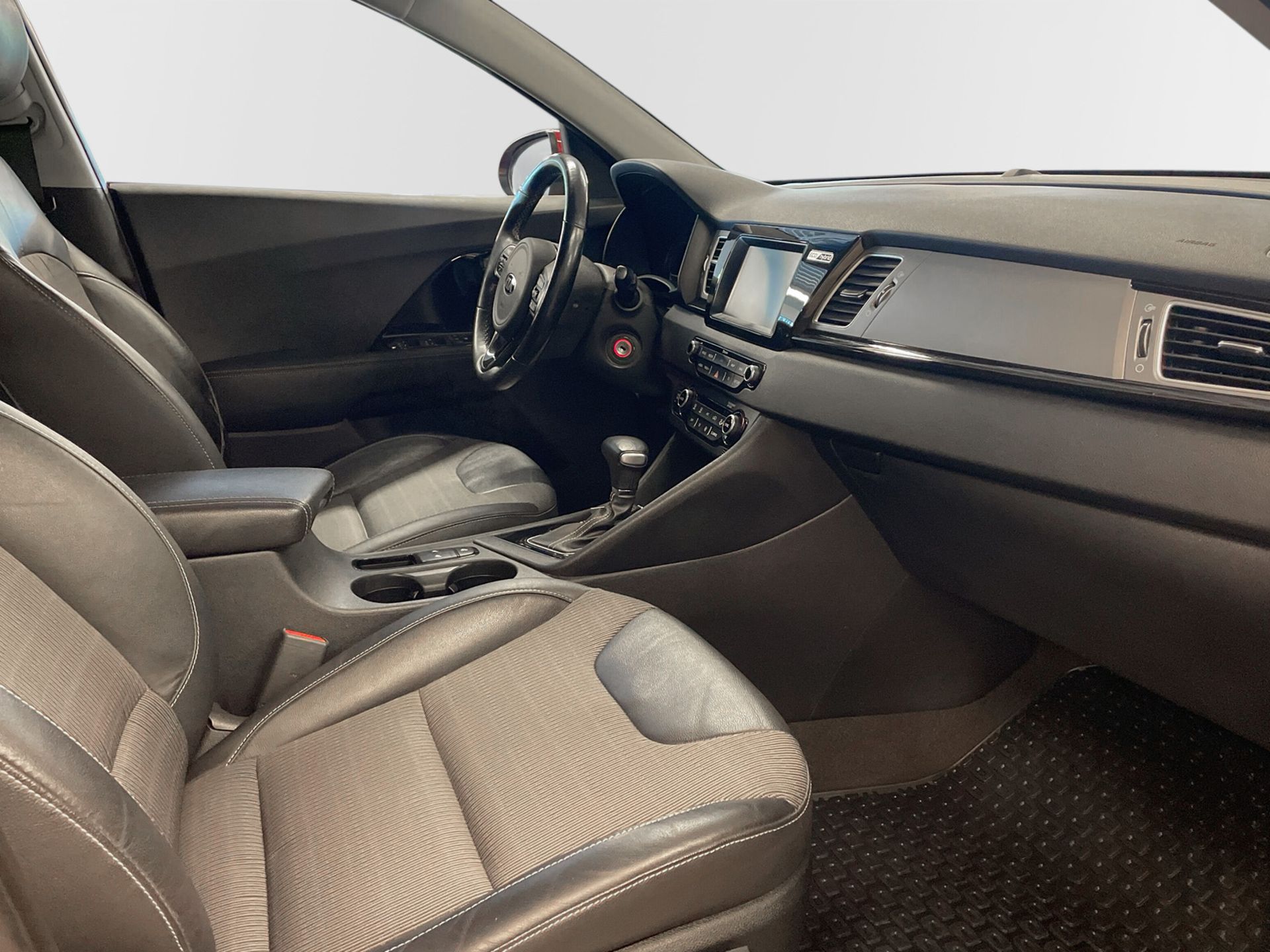 Kia Niro 1,6 Advance Plus V-hjul Drag 2019, bild 7/10