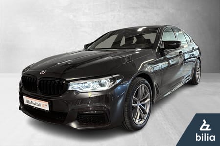 BMW 530e xDrive iPerformance Sedan M-Sport, HeadUp, Hengerfeste, Soltak